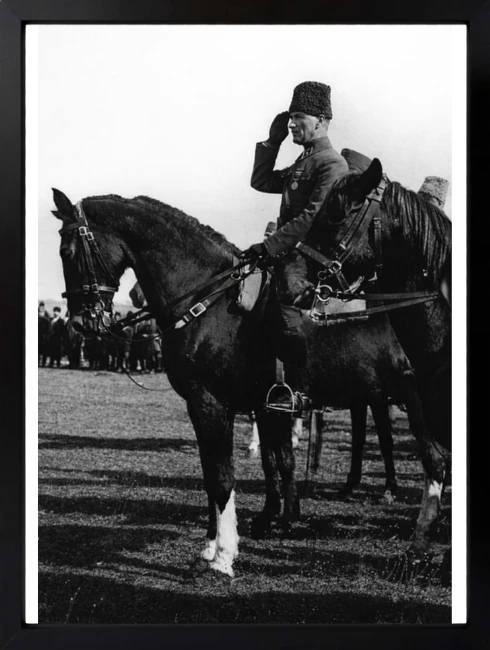 Atatürk Duvar Tablosu 10 1. Fotoğraf