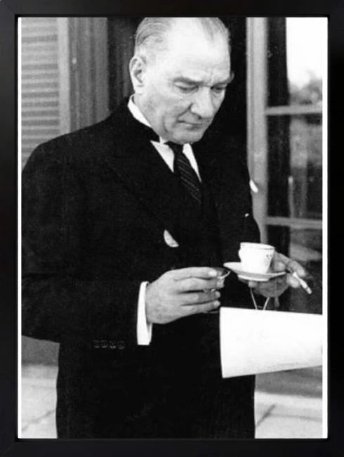 Atatürk Duvar Tablosu 17 1. Fotoğraf